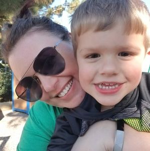 Meet your Posher, Nicole